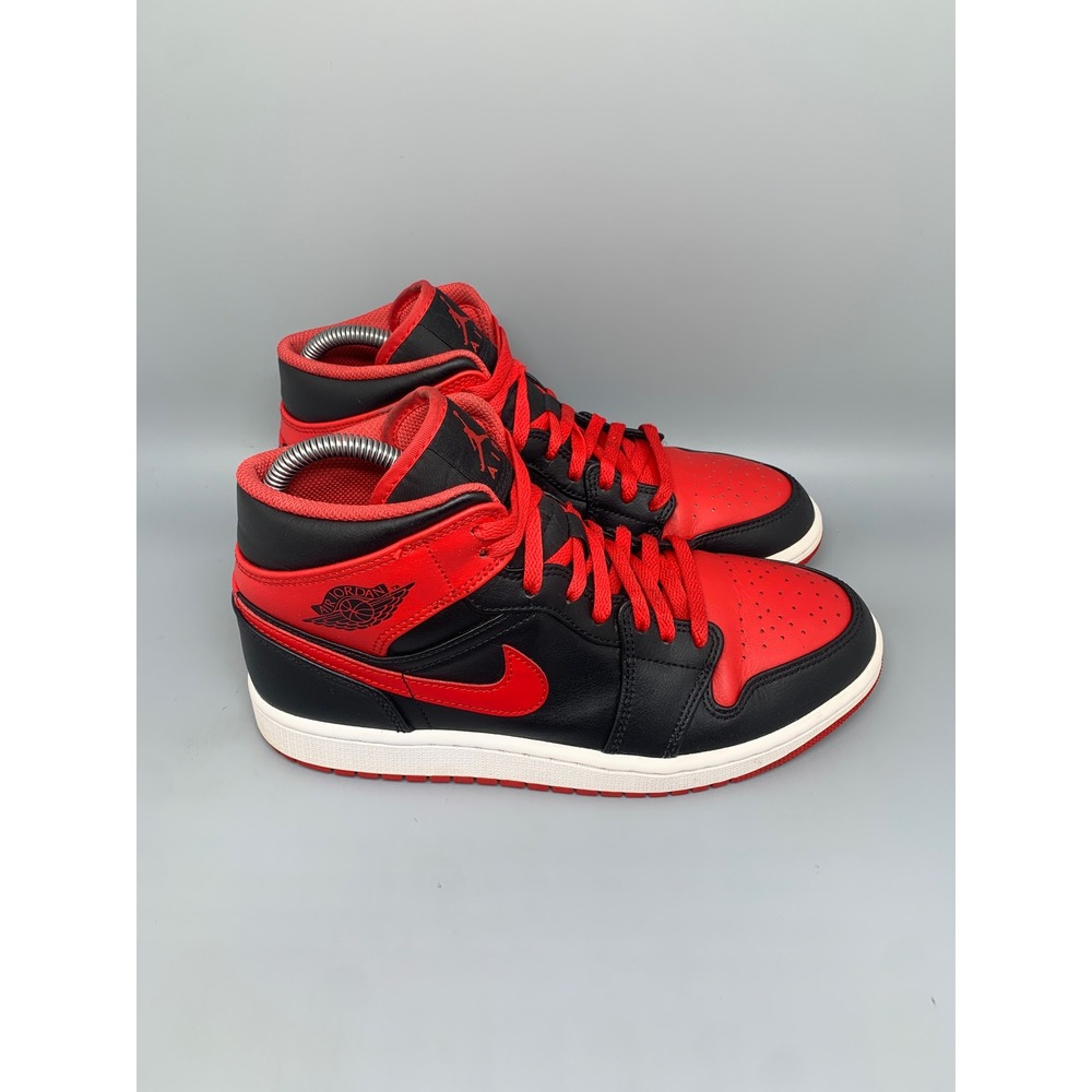 Jordan 1 Mid Bred Black Red Basketball SHoes DQ8426-060 Men's Sz 8.5